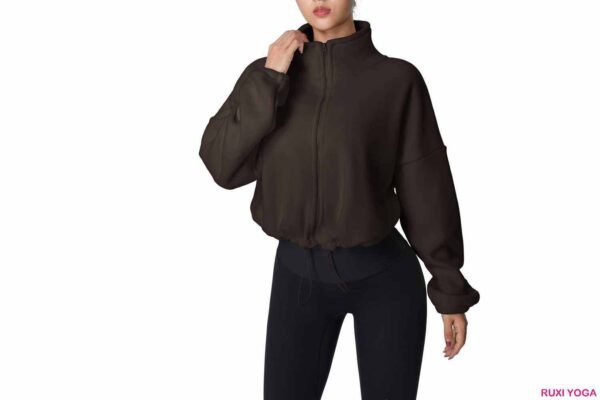 Rahat Kesim Siyah Capri Yoga Pantolonu RUXI tr829