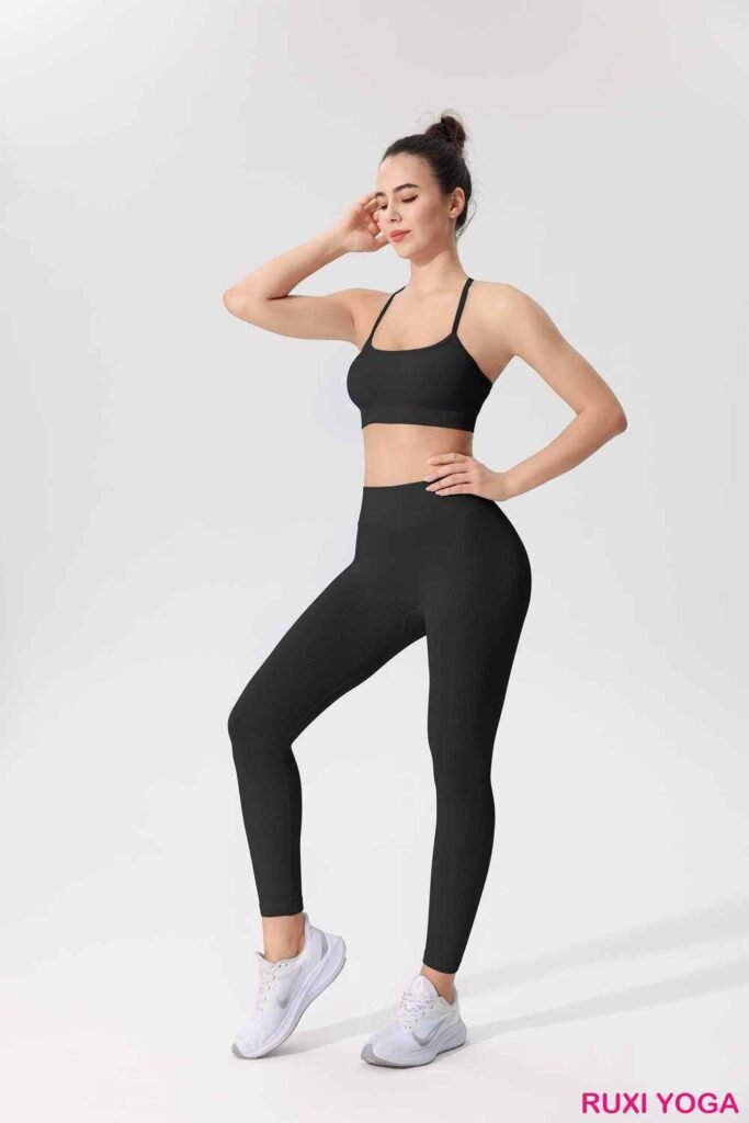 Kadın Siyah Yoga Şortu Rahat Kesim RUXI tr3754